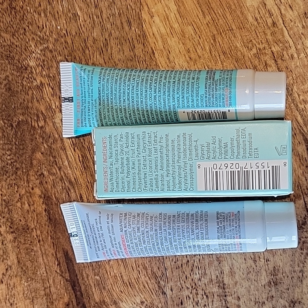 First Aid Beauty Bundle - Picture 9 of 9